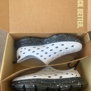 Kanes White and Black Speckled Shoes